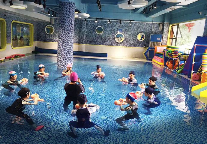 室内泳池除湿解决方案